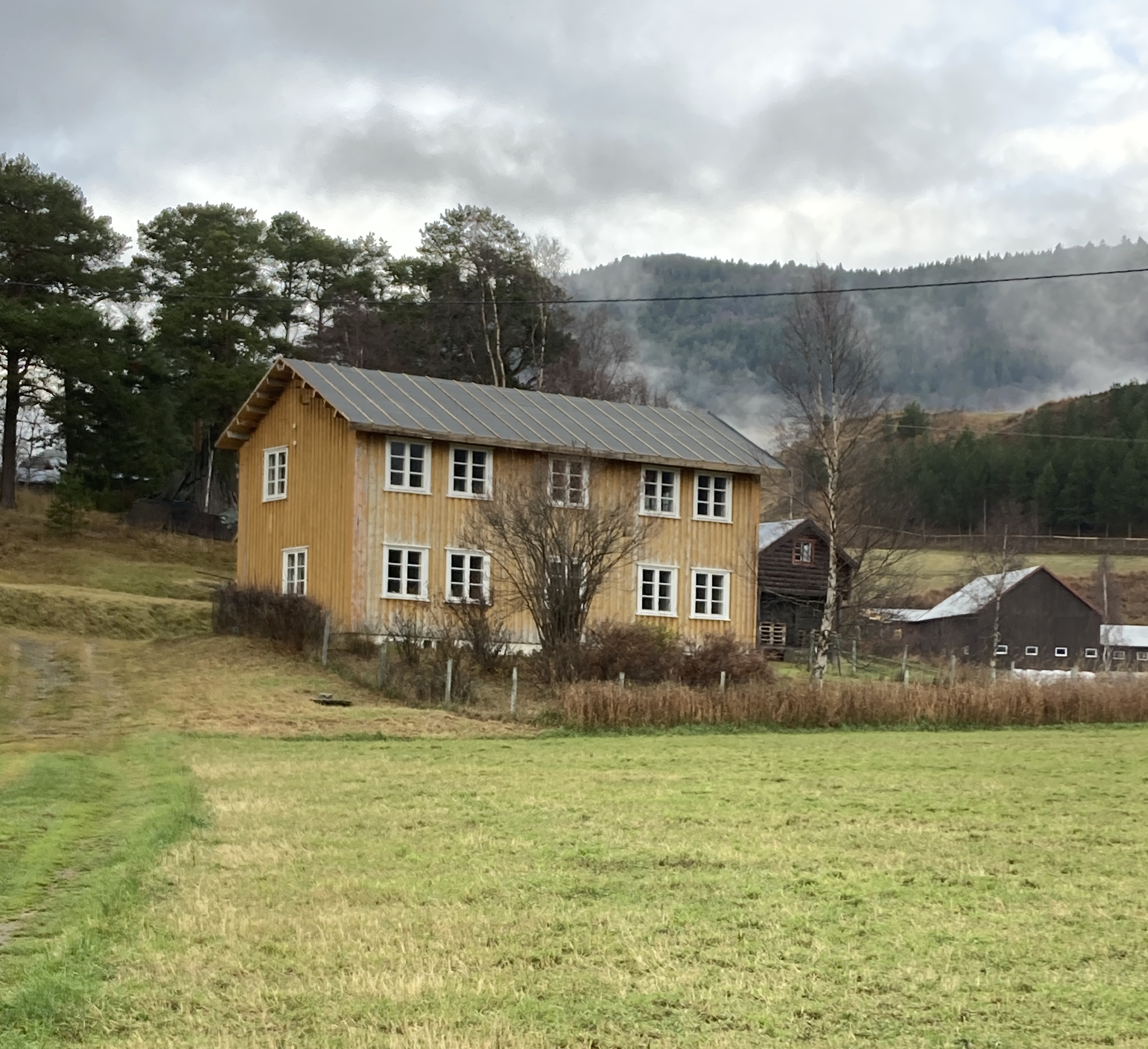 Gammelstugu i Nedre Ulekleiv Nov 25 Foto: Mk